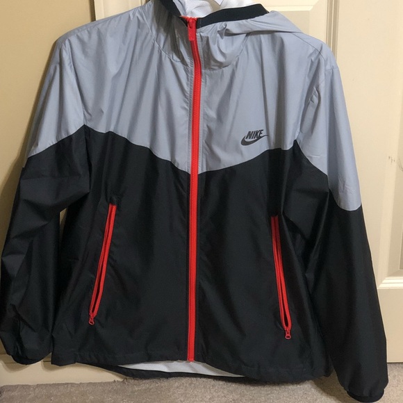 nike raincoat